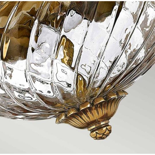 mediterran stilus arany bronz mennyezeti lampa luxus alacsony belmagassag klasszikus sargarez rez uveg luxus cottage polgari lakas csillar haloszoba eloszoba angolos 2.jpg